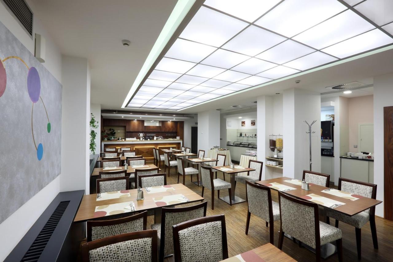 Otel Amarilis 4*
