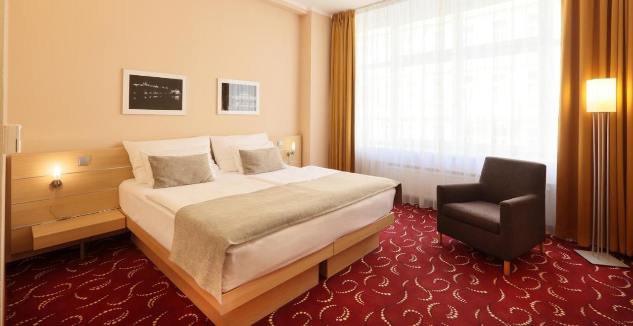 Otel Amarilis Prag